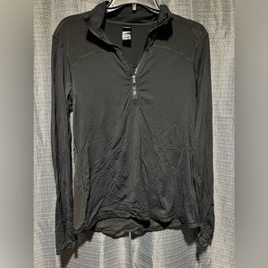 Victoria Sport 1/4 Zip Size M